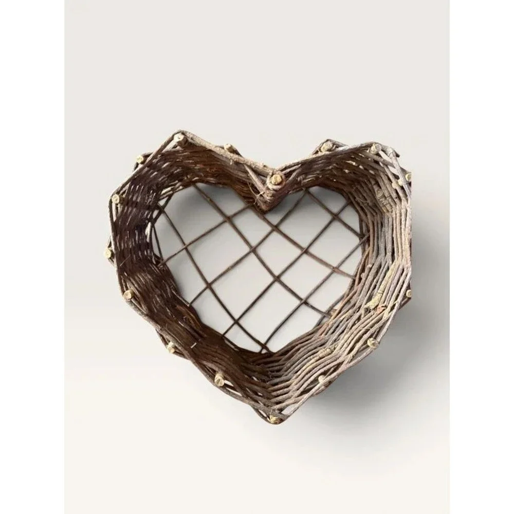 Vintage Country Apple Teacher Pot Holder Gift Set with Heart Twig Basket